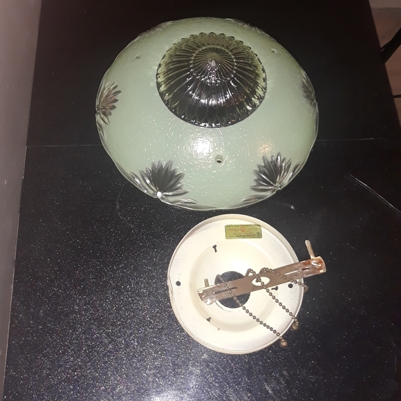 Vintage 1920-1940s Bead chain Blue Sunburst glass ceiling shade - Picture 7 of 10